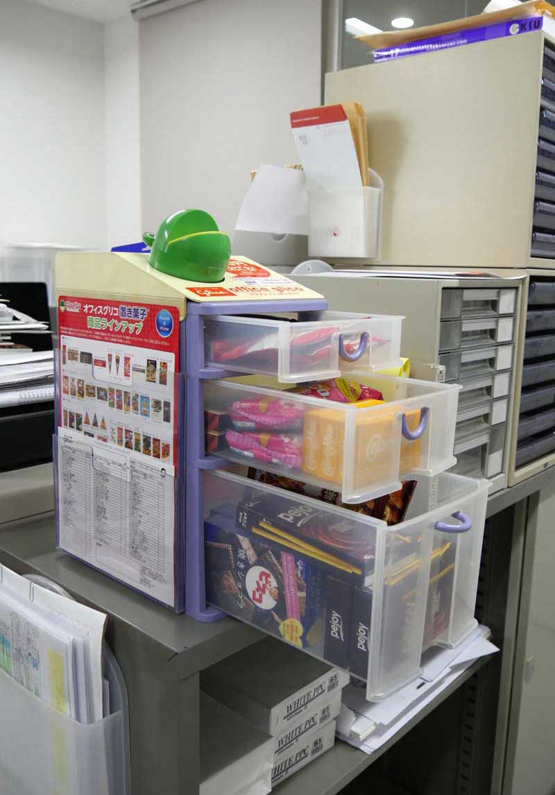 置き菓子01.jpg 置き菓子01.jpg